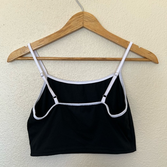 Zaful | Black and White Crop Tank and Shorts Set - Picture 5 of 14